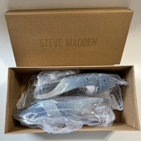 Steve Madden Denim flats - Picture 8 of 8